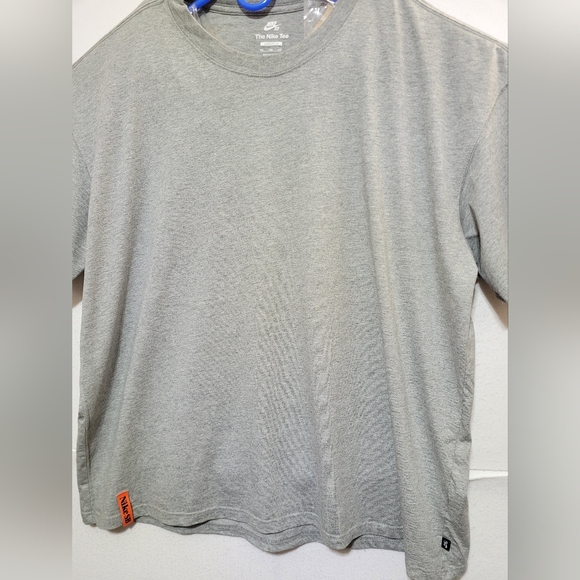 NIKE SB CLIMBING PATCH TEE DARK HEATHER GREY MEN'S XXL LOOSE FIT - Picture 4 of 13